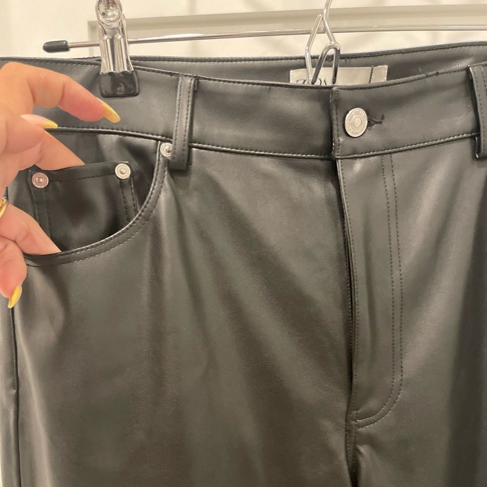 Zara Black Faux Leather The 90’S Wide Leg Pants Size 10 - Picture 10 of 15
